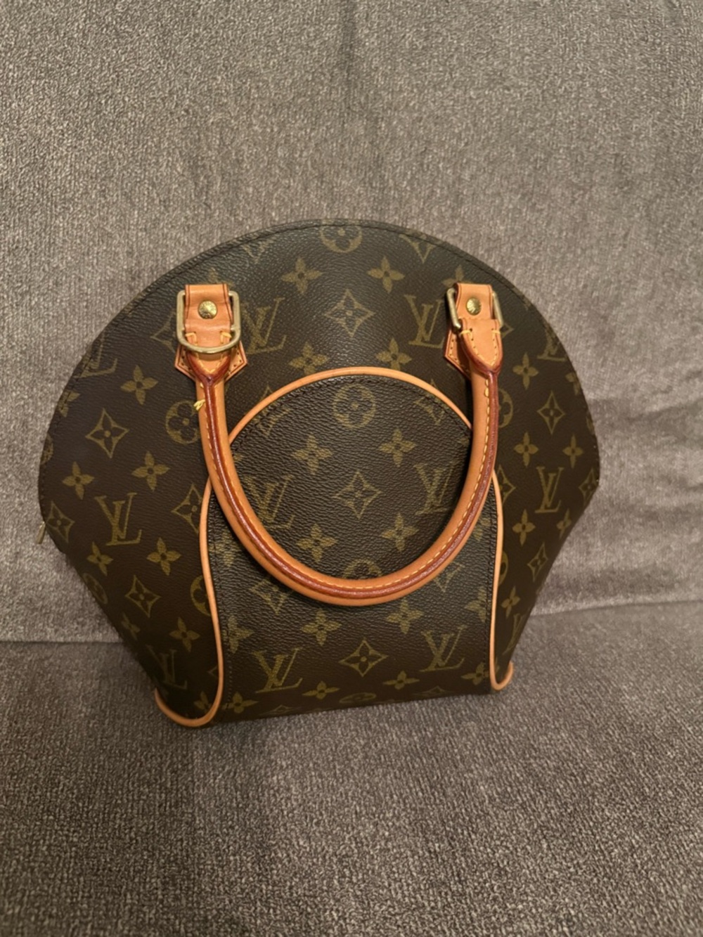 SOLD*****Preloved Louis Vuitton Ellipse PM(small)